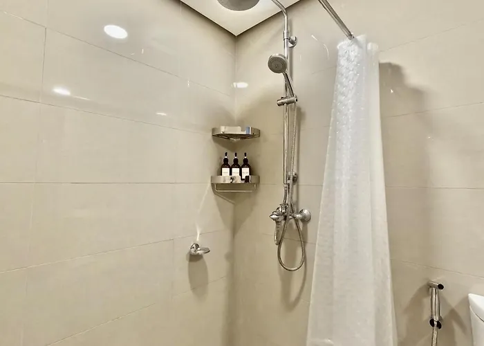 38 Park Ave In It Park With Netflix, Pool & Gym アパート *