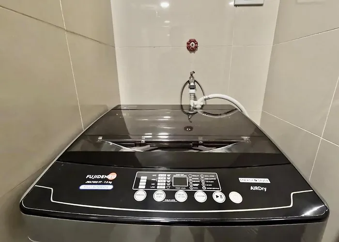 38 Park Ave In It Park With Netflix, Pool & Gym アパート